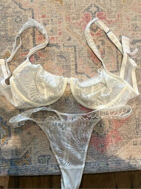 Auden White Lace Underwire Bra